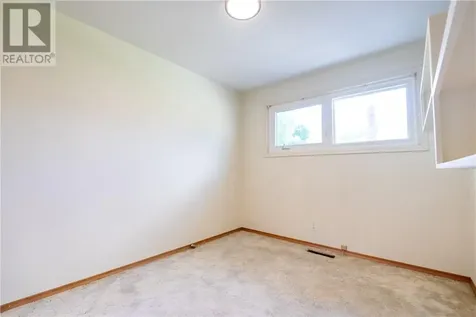376 Sandra Boulevard Sudbury ON P3C 3K9