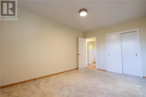 376 Sandra Boulevard Sudbury ON P3C 3K9