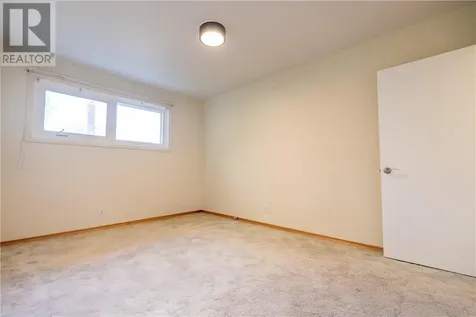 376 Sandra Boulevard Sudbury ON P3C 3K9