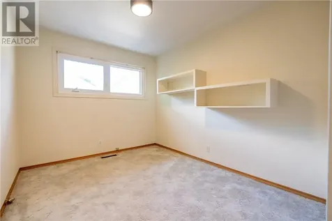 376 Sandra Boulevard Sudbury ON P3C 3K9
