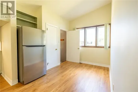 376 Sandra Boulevard Sudbury ON P3C 3K9
