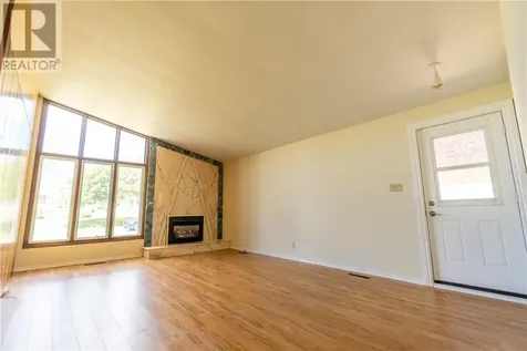 376 Sandra Boulevard Sudbury ON P3C 3K9