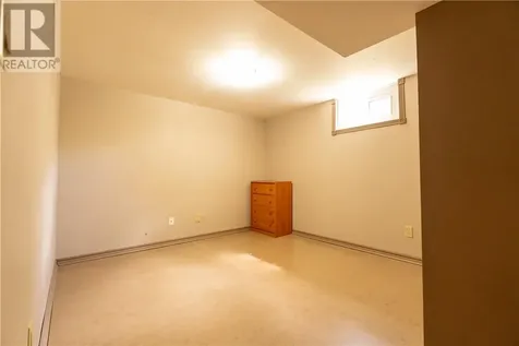 376 Sandra Boulevard Sudbury ON P3C 3K9
