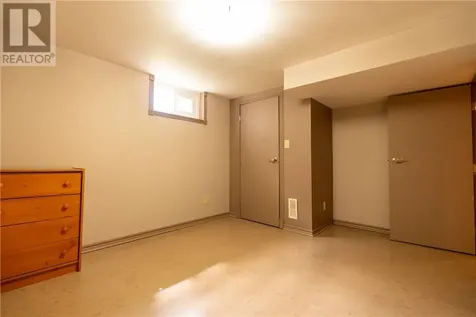 376 Sandra Boulevard Sudbury ON P3C 3K9