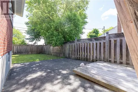 376 Sandra Boulevard Sudbury ON P3C 3K9