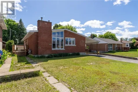 376 Sandra Boulevard Sudbury ON P3C 3K9