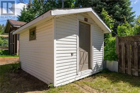 376 Sandra Boulevard Sudbury ON P3C 3K9