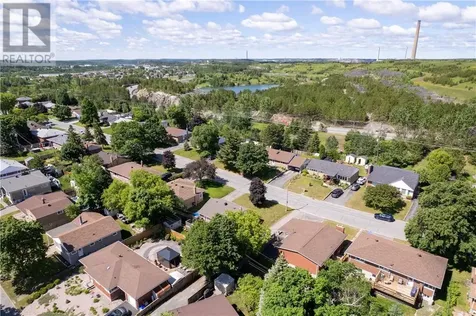 376 Sandra Boulevard Sudbury ON P3C 3K9