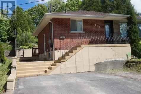 162 Dunvegan Court Greater Sudbury ON P3E 1Z2