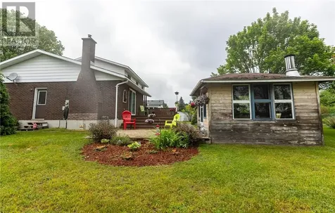 584 Mead Boulevard Espanola ON P5E 1L8