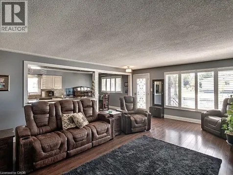 249 Federal Street Stoney Creek ON L8E 1P6