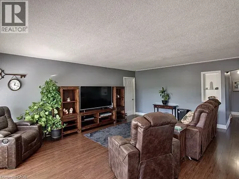 249 Federal Street Stoney Creek ON L8E 1P6