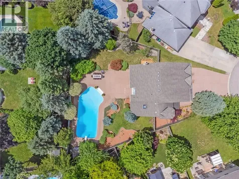 8 Charlton Place Cambridge ON N3C 3Y5
