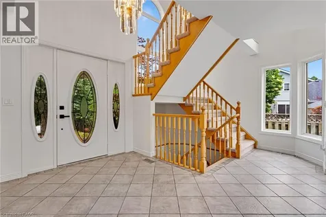 8 Charlton Place Cambridge ON N3C 3Y5