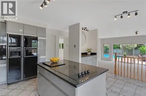 8 Charlton Place Cambridge ON N3C 3Y5