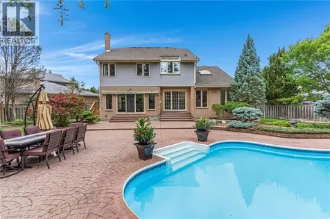 8 Charlton Place Cambridge ON N3C 3Y5