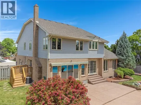 8 Charlton Place Cambridge ON N3C 3Y5