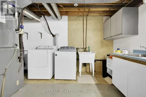 2876 Tresa Court Ottawa ON K1T 2H1