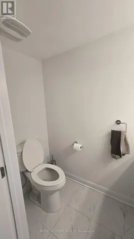 836 Dynasty Street West Ottawa ON K4A 4T7