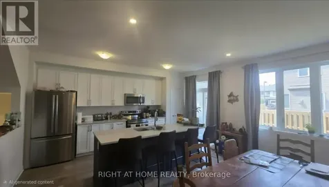 836 Dynasty Street West Ottawa ON K4A 4T7