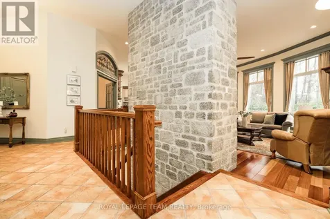 6196 Deermeadow Drive Ottawa ON K4P 1M9