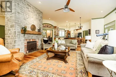 6196 Deermeadow Drive Ottawa ON K4P 1M9