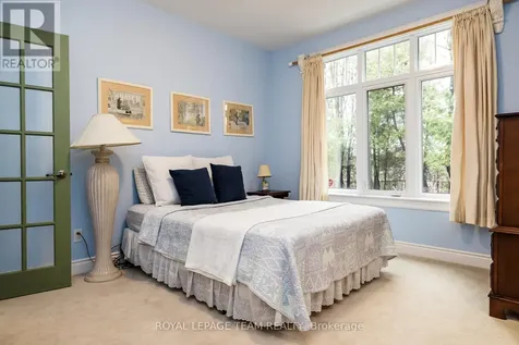 6196 Deermeadow Drive Ottawa ON K4P 1M9