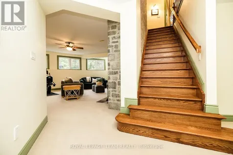 6196 Deermeadow Drive Ottawa ON K4P 1M9