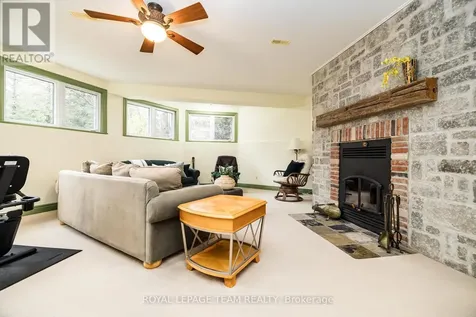 6196 Deermeadow Drive Ottawa ON K4P 1M9