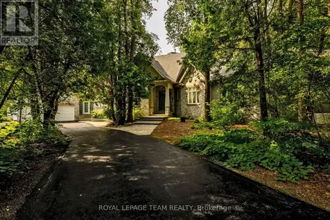 6196 Deermeadow Drive Ottawa ON K4P 1M9