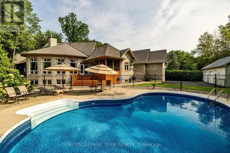 6196 Deermeadow Drive Ottawa ON K4P 1M9