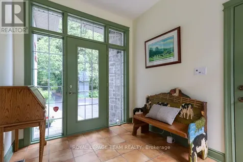 6196 Deermeadow Drive Ottawa ON K4P 1M9
