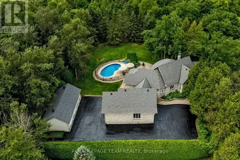 6196 Deermeadow Drive Ottawa ON K4P 1M9