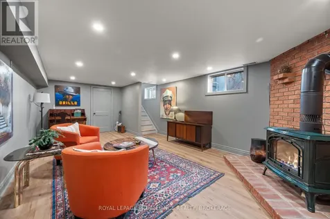 145 Charles Street North Gananoque ON K7G 1T9