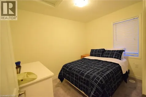 599 Goldenrod Lane Kitchener ON N2R 0L7
