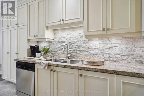 181 Plains Road West Burlington (bayview) ON L7T 0B1