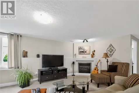 124 Bayside Crescent Sudbury ON P3B 0B9