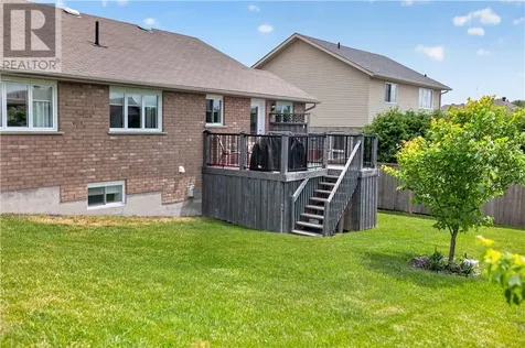 124 Bayside Crescent Sudbury ON P3B 0B9