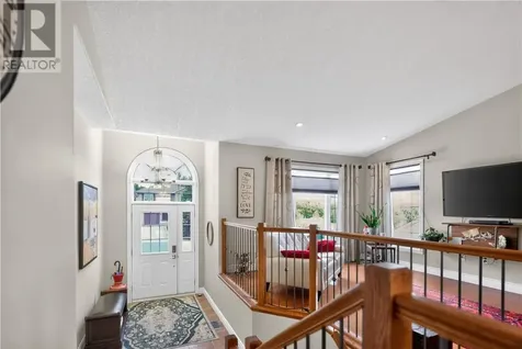 124 Bayside Crescent Sudbury ON P3B 0B9