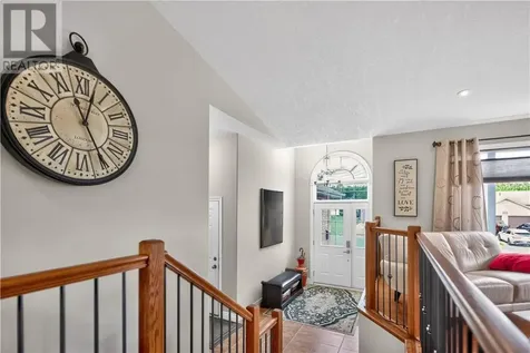 124 Bayside Crescent Sudbury ON P3B 0B9