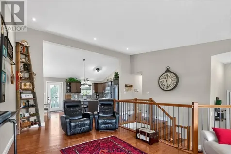 124 Bayside Crescent Sudbury ON P3B 0B9