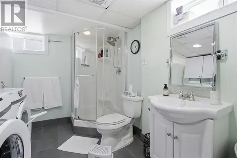 237 Wembley Sudbury ON P3E 1N4