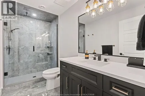 258 Xavier Circle Lakeshore ON N8N 0J3