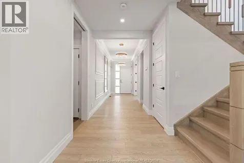 258 Xavier Circle Lakeshore ON N8N 0J3