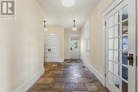 424 Concession Rd 8 East Hamilton ON L0P 1B0