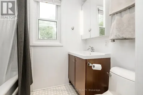 571 Churchill Avenue North Ottawa ON K1Z 5E6