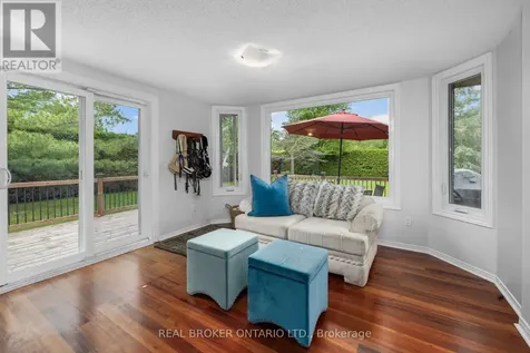 7039 Quinnfield Way Ottawa ON K4P 1B7