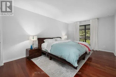 7039 Quinnfield Way Ottawa ON K4P 1B7