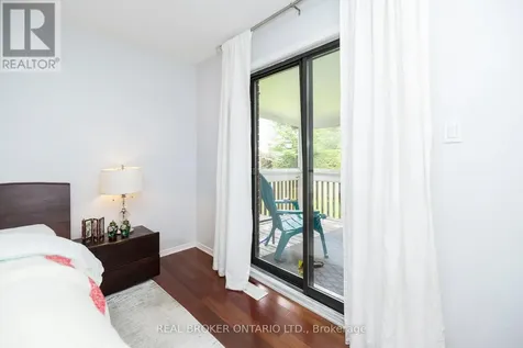 7039 Quinnfield Way Ottawa ON K4P 1B7
