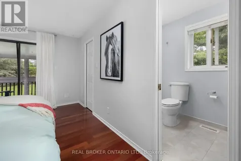 7039 Quinnfield Way Ottawa ON K4P 1B7